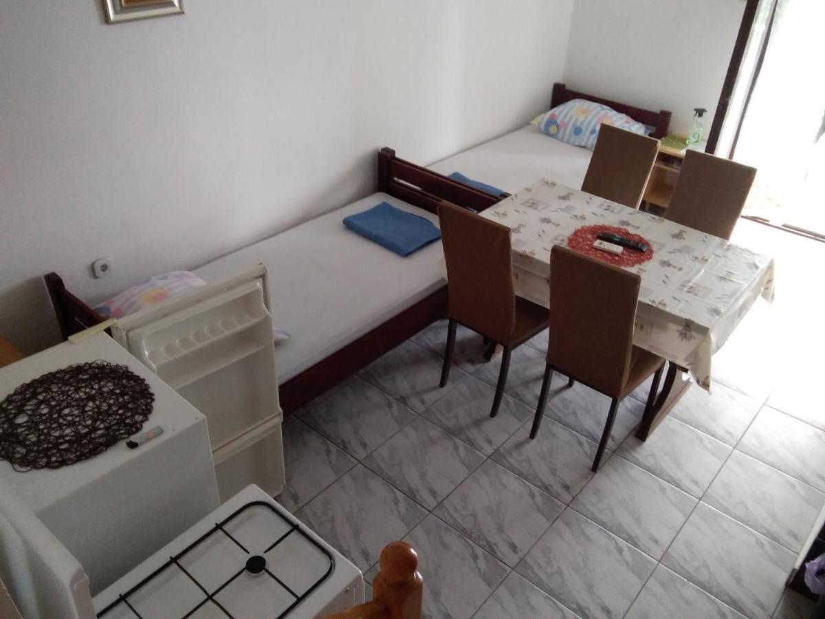 Apartmani Kralj Plitka Draga Εξωτερικό φωτογραφία